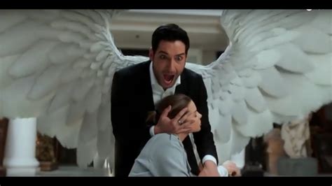 when does Lucifer show chloe his wings